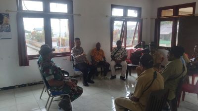 Masyarakat Apresiasi Jumat Curhat yang Dilaksanakan Polsek Seget Kabupaten Sorong