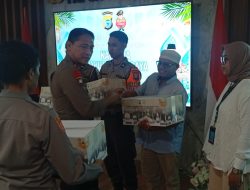 Bukber Dengan Insan Pers, Kapolda Serahkan Bingkisan Idul Fitri
