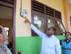 Dari Paket Sembako, Mimpi Anak-Anak Yayasan Al Khodijah Merauke Kini Terang dengan Listrik PLN